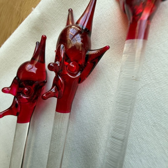 3 Hand blown Glass Devil Swizzle Sticks with Pitch Fork 👺 - Picture 15 of 16